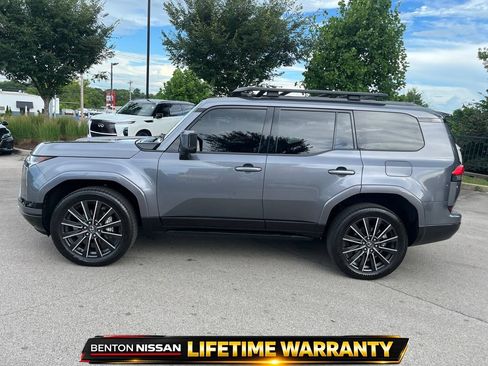 Used 2025 Lexus GX 550 w/ Accessory Package (2T) AWD/4WD image 5