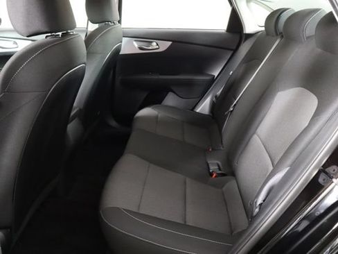 Used 2023 Kia Forte LXS w/ LXS Technology Package FWD image 16