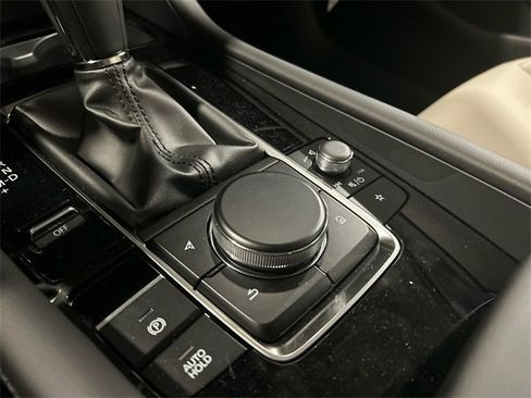 New 2025 MAZDA MAZDA3 s image 20