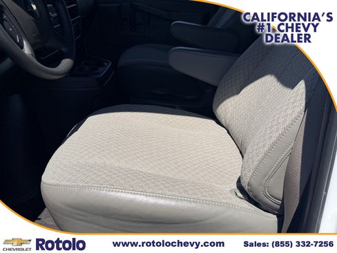 Used 2024 Chevrolet Express 3500 LT w/ LT Preferred Equipment Group RWD image 16