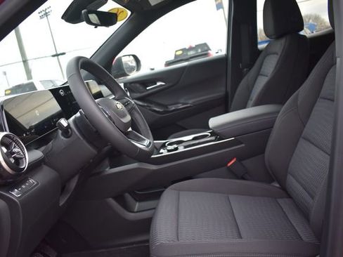 New 2026 Chevrolet Equinox LT w/ Safety and Technology Package image 21