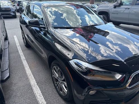 Used 2018 BMW X2 sDrive28i w/ Convenience Package FWD image 3