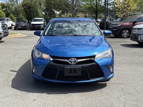 Used 2017 Toyota Camry SE FWD image 6