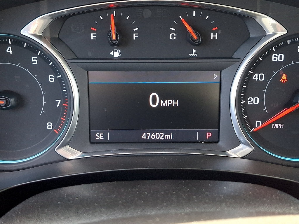 Used 2020 Chevrolet Traverse LT FWD image 19