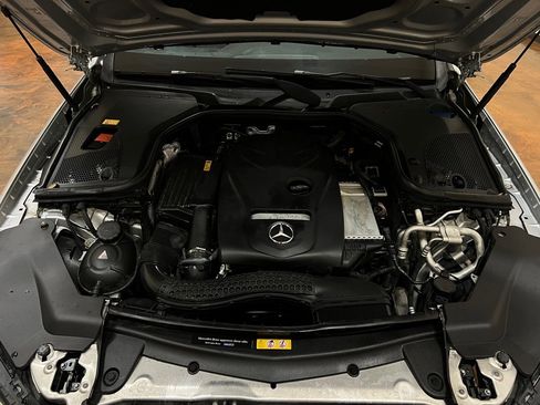 Used 2017 Mercedes-Benz E 300 image 13