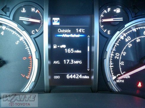 Used 2022 Toyota 4Runner Limited image 10