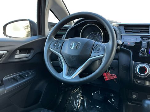 Used 2018 Honda Fit LX image 12