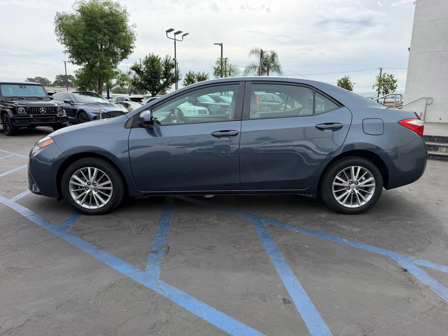 Used 2014 Toyota Corolla LE w/ Protection Package FWD image 5