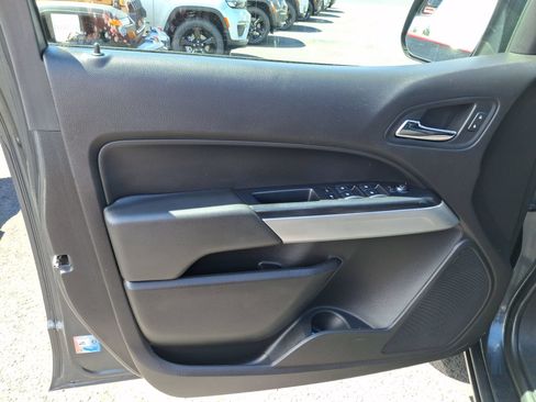Used 2017 Chevrolet Colorado LT w/ Luxury Package, Chrome AWD/4WD image 15