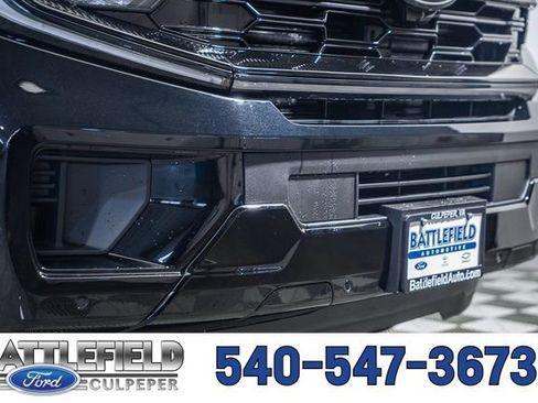 New 2025 Ford Expedition Platinum w/ Stealth Performance Package image 18