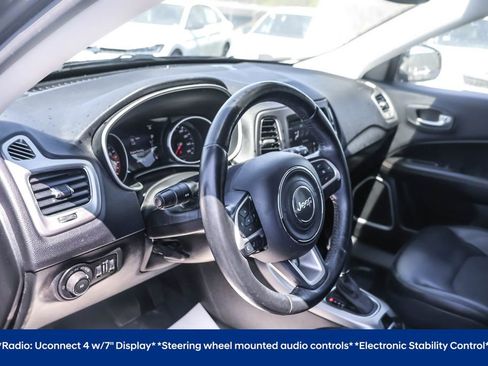 Used 2018 Jeep Compass Latitude w/ Popular Equipment Group AWD/4WD image 5
