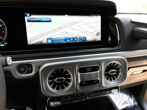 Used 2025 Mercedes-Benz G 550 image 28