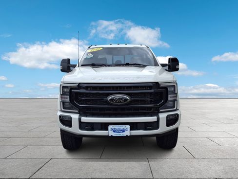 Certified 2022 Ford F250 Lariat w/ Tremor Off-Road Package AWD/4WD image 2