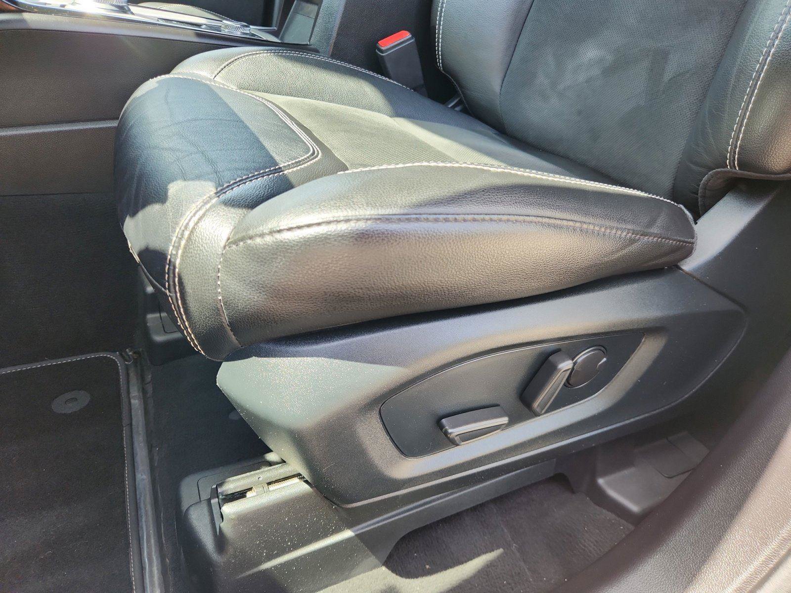 Used 2022 Ford Explorer ST w/ ST Street Pack AWD/4WD image 17