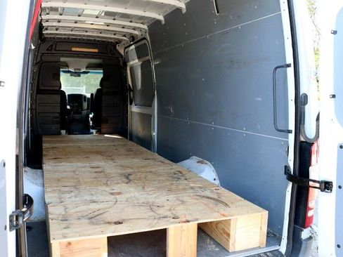 Used 2010 Mercedes-Benz Sprinter 3500 image 14