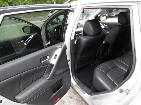 Used 2013 Nissan Murano SL FWD image 17