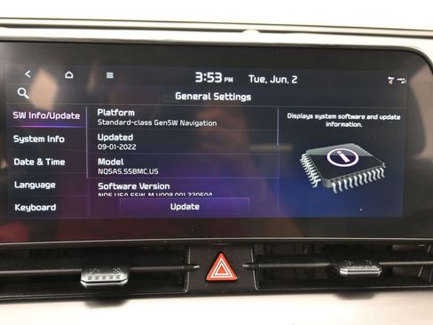 Used 2023 Kia Sportage EX AWD/4WD image 26