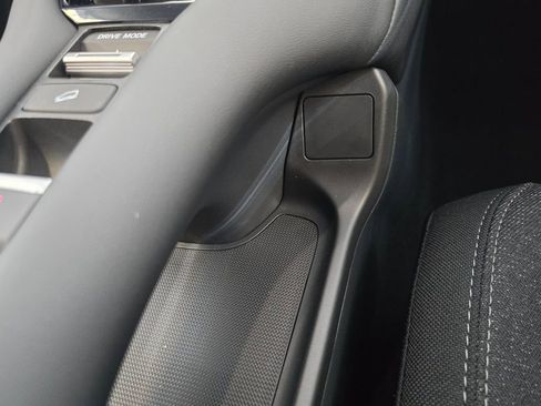 New 2026 Honda HR-V LX image 36