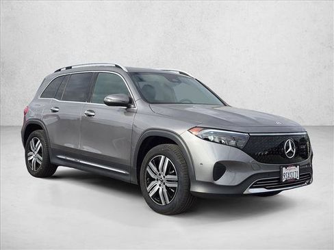 Used 2024 Mercedes-Benz EQB 300 4MATIC image 3