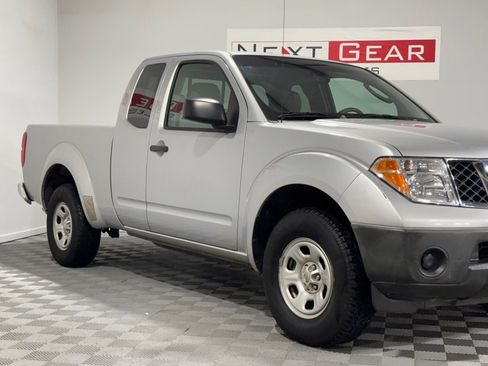 Used 2006 Nissan Frontier XE w/ (G01) XE Preferred Pkg image 5