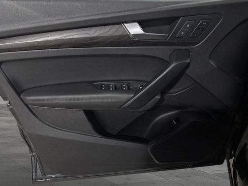 Used 2019 Audi Q5 2.0T Premium Plus w/ Premium Plus Package image 10