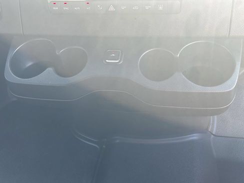Used 2024 Mercedes-Benz Sprinter 2500 image 16