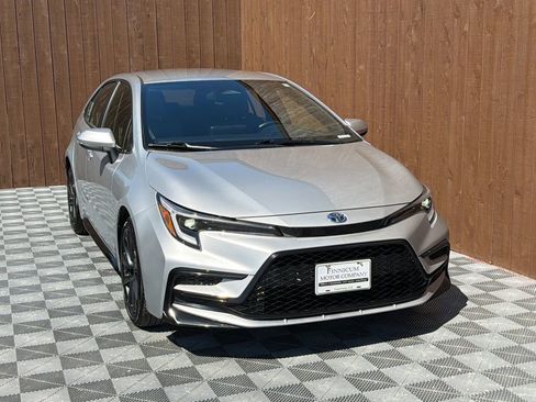 Used 2024 Toyota Corolla SE image 11