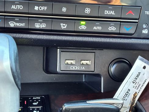 Used 2020 Lexus RX 350 350 w/ Premium Package image 27