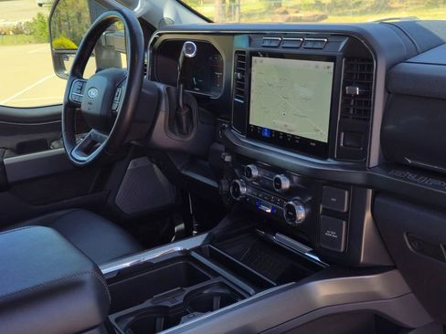 Used 2023 Ford F250 Lariat w/ Black Appearance Package image 37