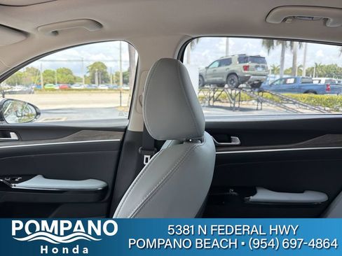 Used 2023 Kia K5 EX w/ EX Premium Package FWD image 12