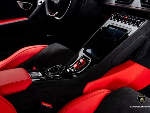 Used 2024 Lamborghini Huracan Tecnica image 47