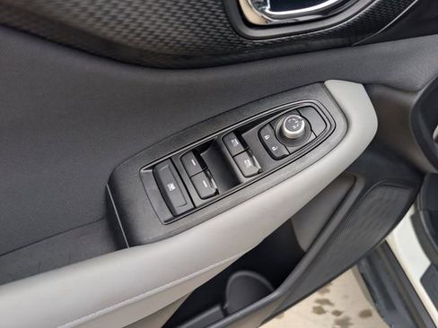 Certified 2025 Subaru Outback Premium image 21