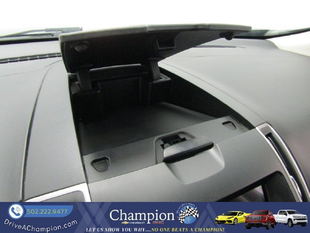 Used 2016 Ford Edge SEL w/ Equipment Group 201A AWD/4WD image 32