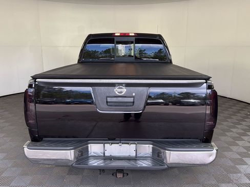 Used 2014 Nissan Frontier SV AWD/4WD image 5