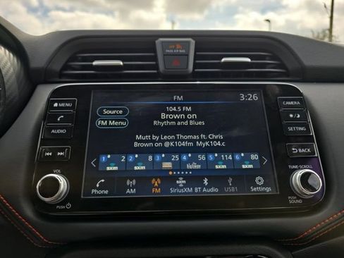 New 2025 Nissan Versa SR image 8