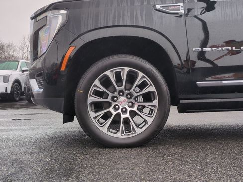 New 2026 GMC Yukon XL Denali w/ Sun & Power Step Package AWD/4WD image 16