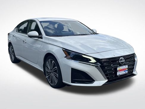 New 2025 Nissan Altima 2.5 SL image 7