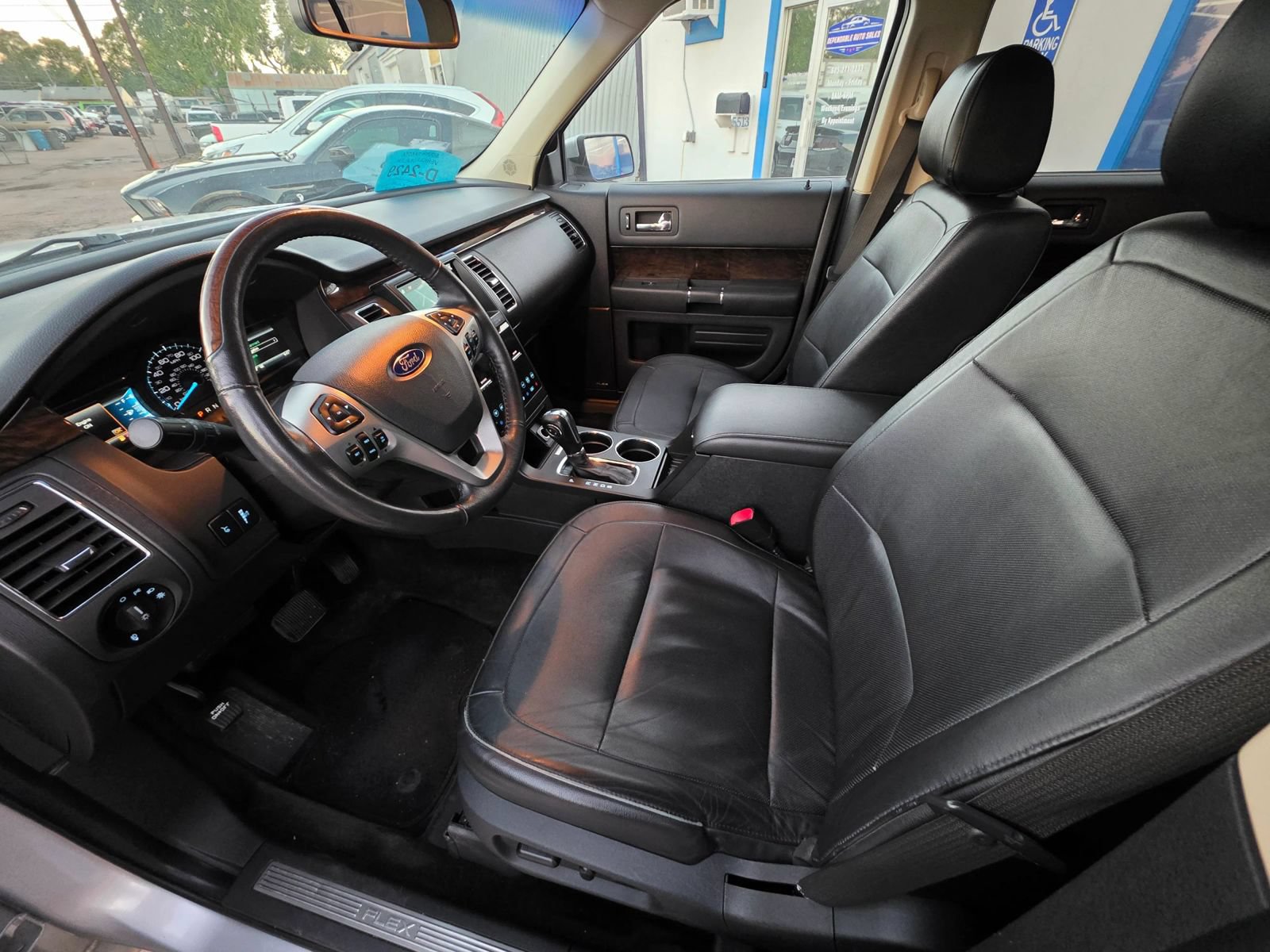 Used 2018 Ford Flex Limited AWD/4WD image 14