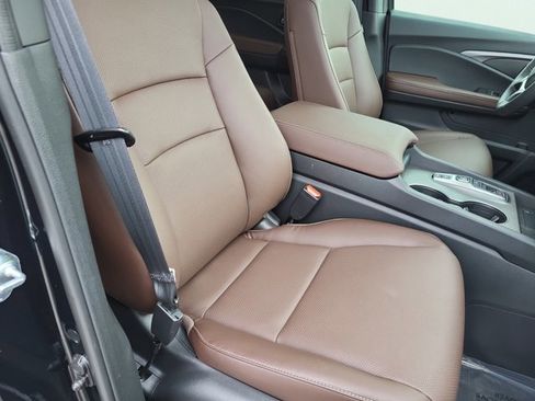 Certified 2025 Honda Ridgeline RTL image 21