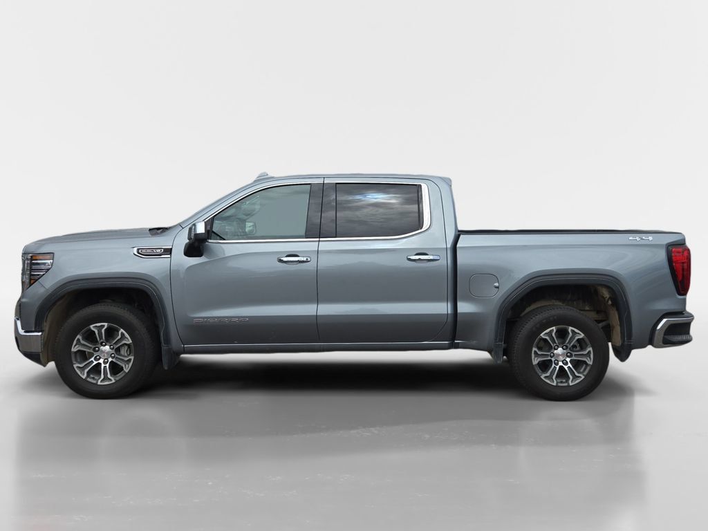 Used 2025 GMC Sierra 1500 SLT AWD/4WD image 2