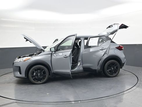 Used 2024 Nissan Kicks SV image 40