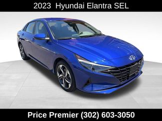 Used 2023 Hyundai Elantra SEL w/ Convenience Package FWD video 1
