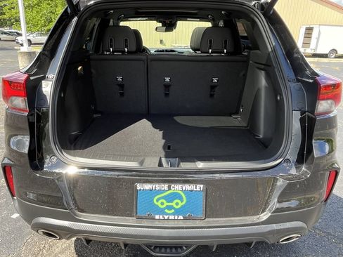 Certified 2023 Chevrolet TrailBlazer RS w/ Sun and Liftgate Package AWD/4WD image 4