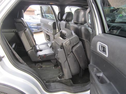 Used 2013 Ford Explorer Sport image 12