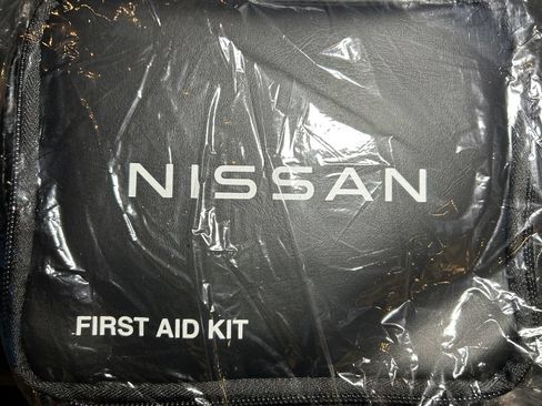 Used 2023 Nissan Rogue SV w/ SV Premium B Package AWD/4WD image 21
