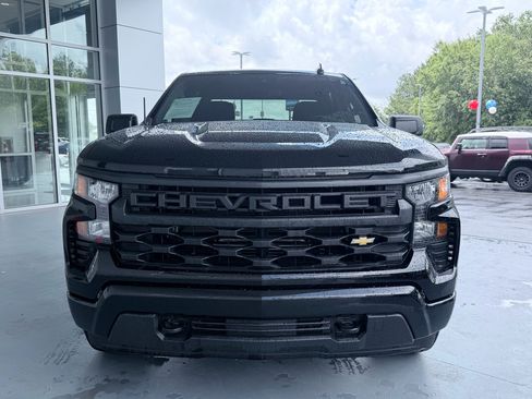 Used 2024 Chevrolet Silverado 1500 Custom RWD image 3
