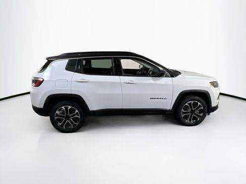 Used 2022 Jeep Compass Limited w/ Sun and Sound Group image 4