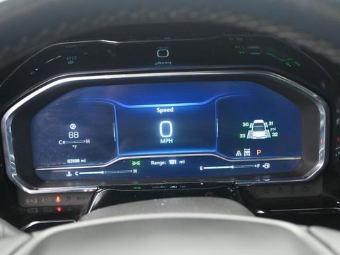 Used 2023 Chevrolet Silverado 1500 LT Trail Boss w/ Protection Package image 13