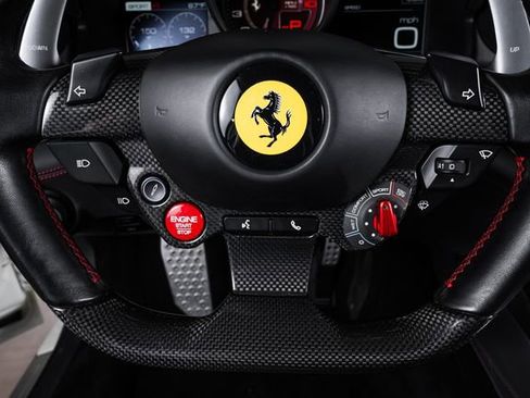 Used 2019 Ferrari GTC4Lusso AWD/4WD image 41