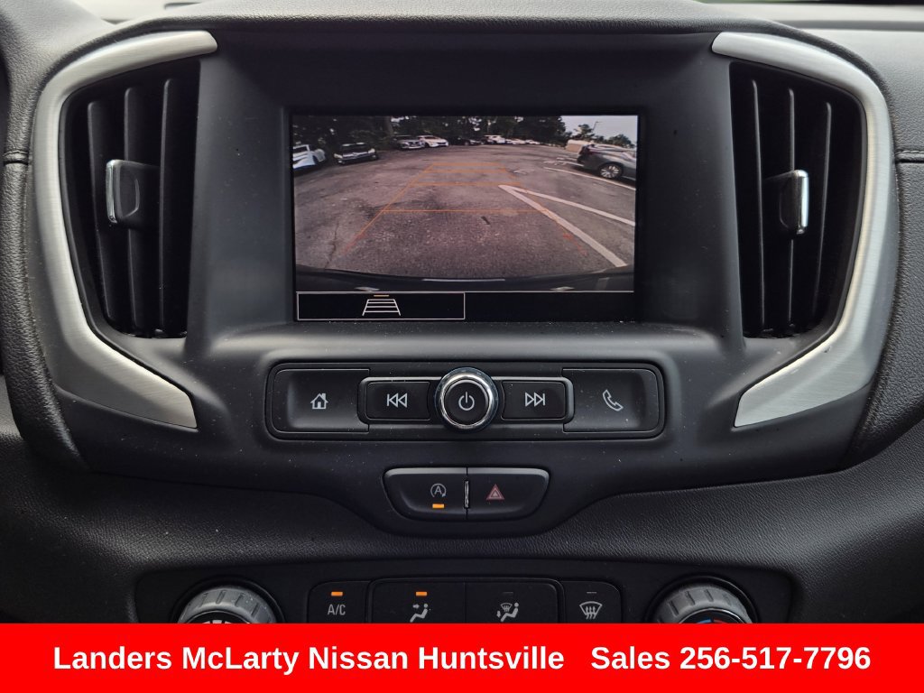 Used 2024 GMC Terrain SLE AWD/4WD image 19